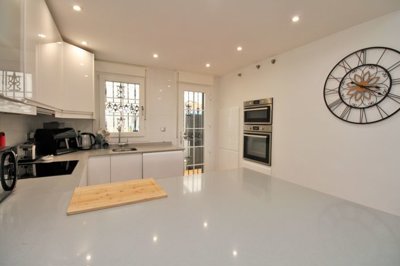 6745o1j9f73bg71qrokqq1lcp152s5th2q