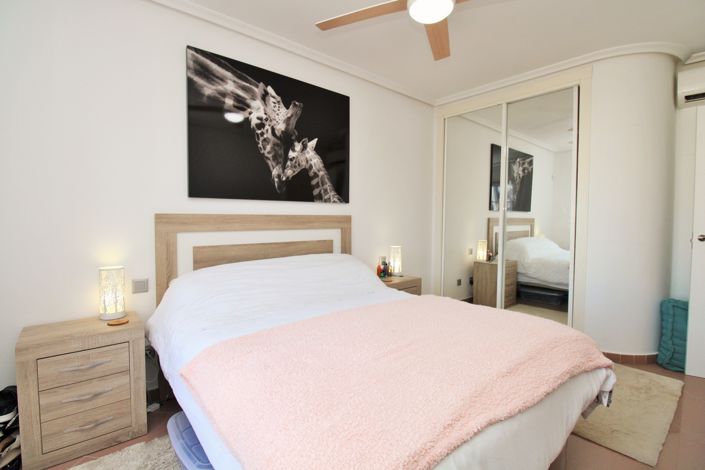 Image No.19-3 Bed Villa for sale