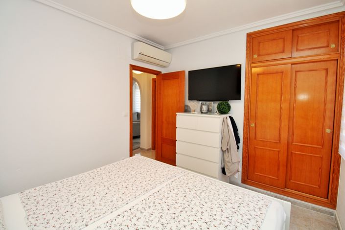 Image No.15-4 Bed Villa for sale