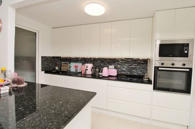 6478o1j778eacalbs12fb1k3v1pqc116m2b