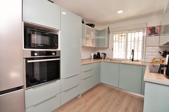 Image No.11-2 Bed Townhouse for sale