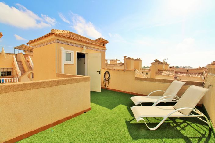 Image No.23-2 Bed Townhouse for sale