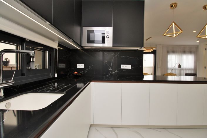 Image No.12-2 Bed Apartment for sale