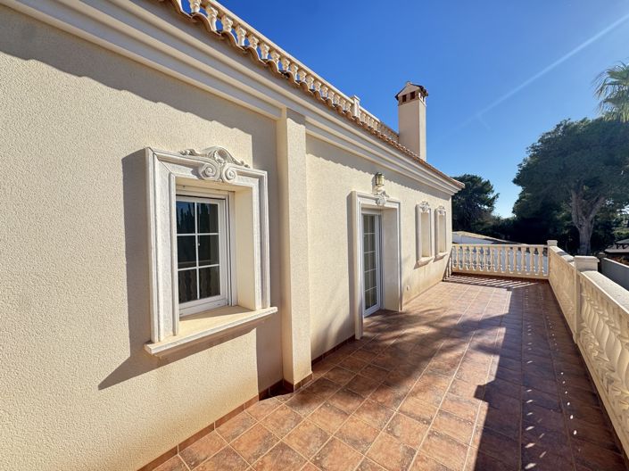 Image No.18-Villa de 4 chambres à vendre à Cabo Roig