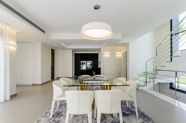 Image No.32-3 Bed Villa for sale