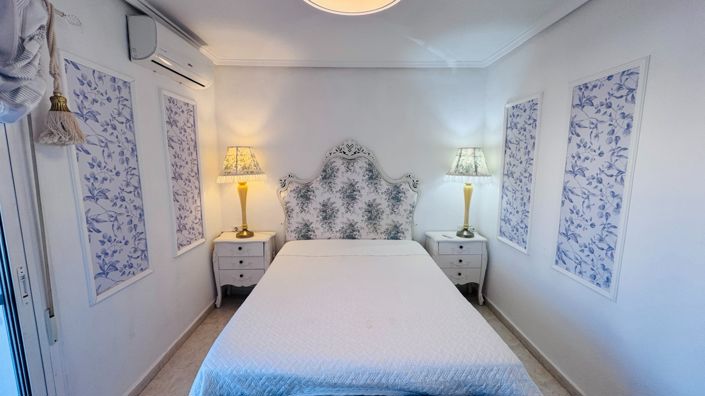 Image No.18-2 Bed Townhouse for sale