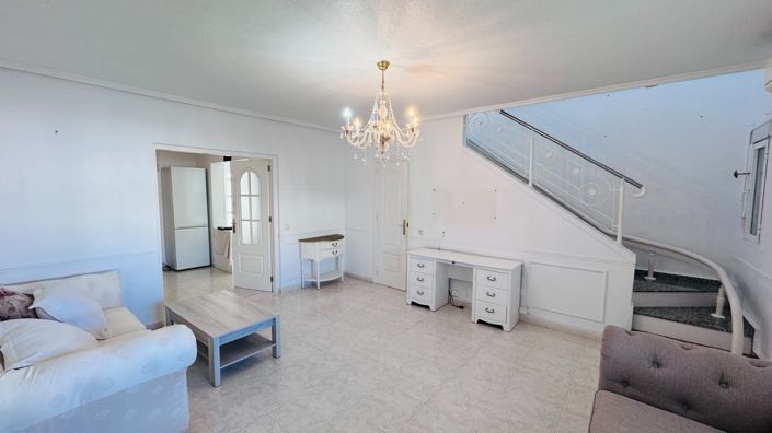 Image No.8-2 Bed Townhouse for sale