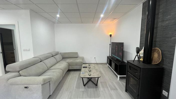 Image No.7-5 Bed Townhouse for sale