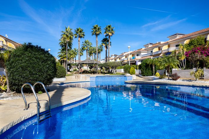 Image No.36-2 Bed Property for sale