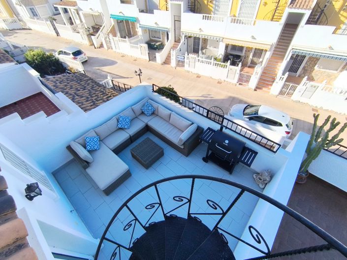 Image No.20-3 Bed Townhouse for sale