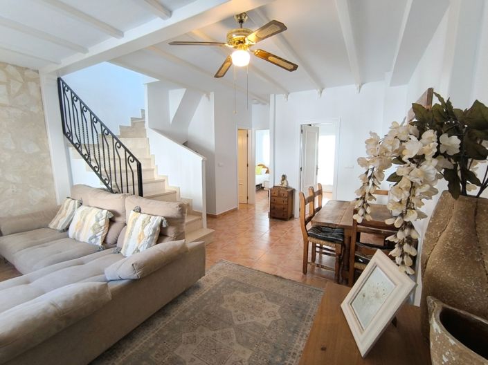 Image No.7-3 Bed Townhouse for sale