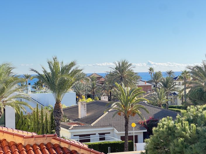 Image No.33-4 Bed Villa for sale