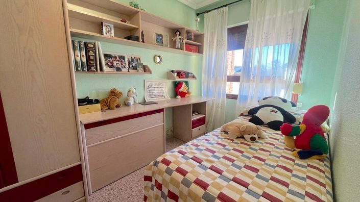 Image No.33-4 Bed Townhouse for sale