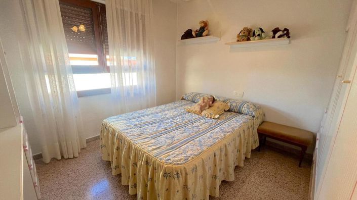 Image No.37-4 Bed Townhouse for sale