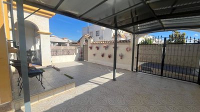 6723158389townhouseforsaleintorrevieja3069619