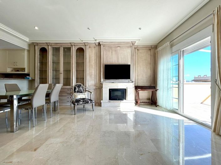 Image No.3-3 Bed Apartment for sale