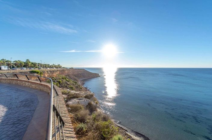 Image No.40-3 Bed Apartment for sale