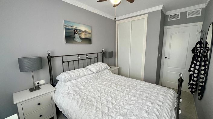 Image No.17-2 Bed Apartment for sale