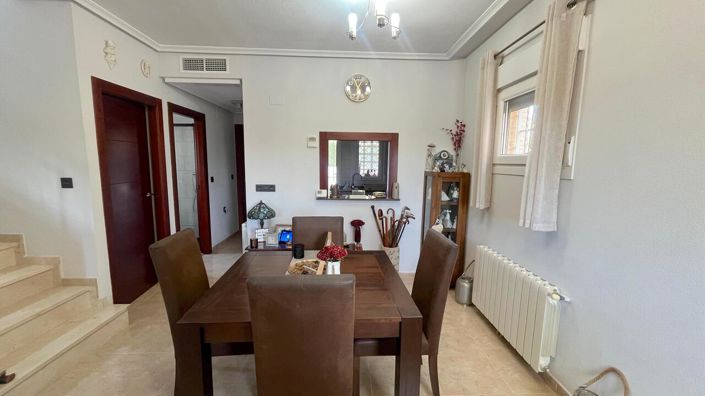 Image No.19-3 Bed Villa for sale