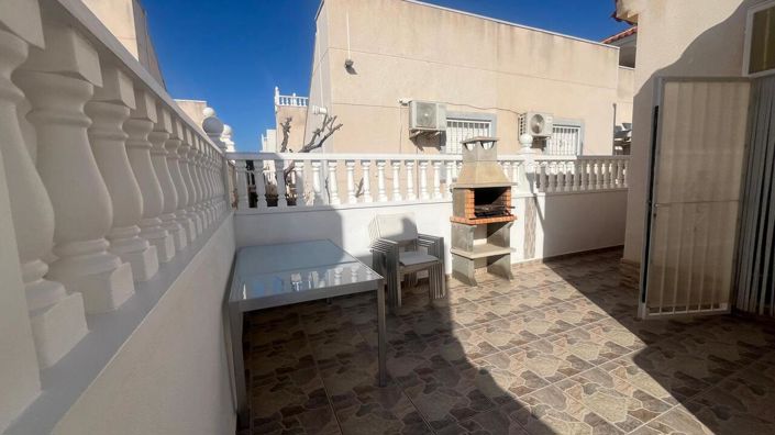 Image No.27-3 Bed Villa for sale