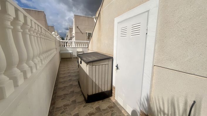 Image No.29-3 Bed Villa for sale