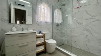 6372157983villaforsaleinalgorfa30559358large