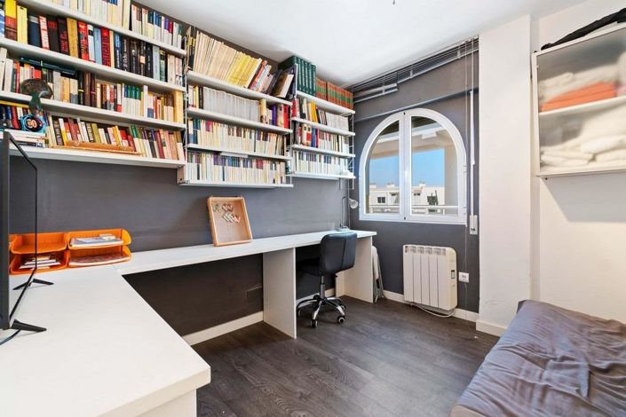 Image No.14-3 Bed Apartment for sale