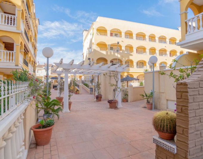 Image No.24-2 Bed Apartment for sale