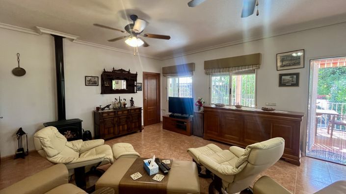 Image No.41-3 Bed Villa for sale