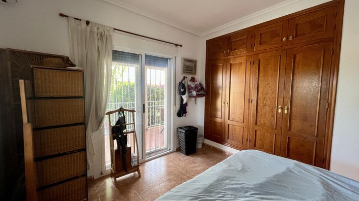 Image No.43-3 Bed Villa for sale