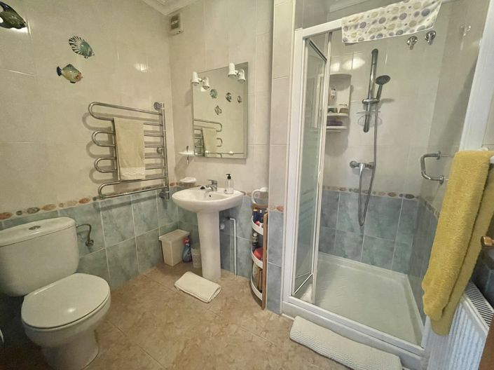 Image No.20-3 Bed Villa for sale