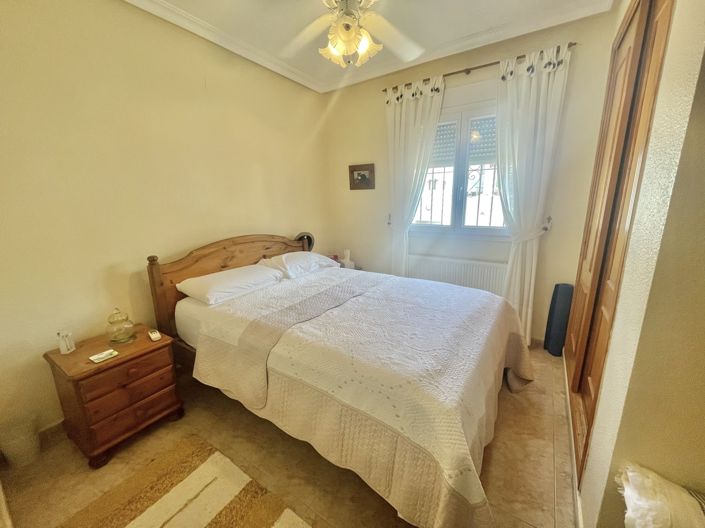 Image No.21-3 Bed Villa for sale