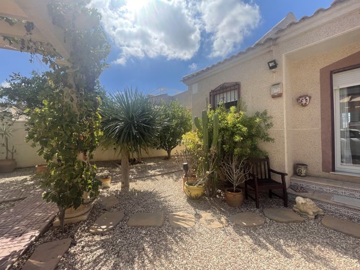 Image No.5-3 Bed Villa for sale