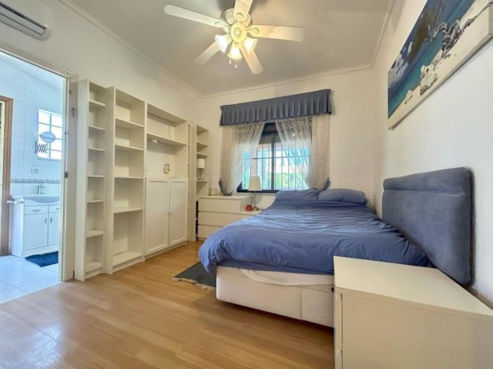 Image No.31-Villa de 3 chambres à vendre à Orihuela Costa