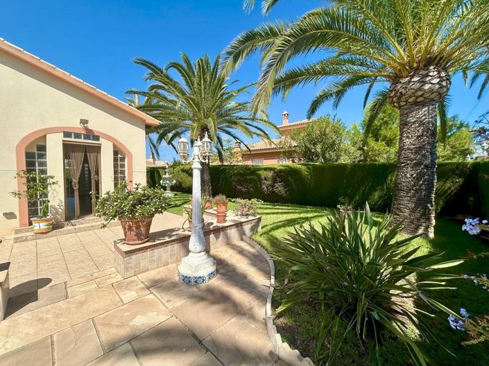 Image No.8-Villa de 3 chambres à vendre à Orihuela Costa