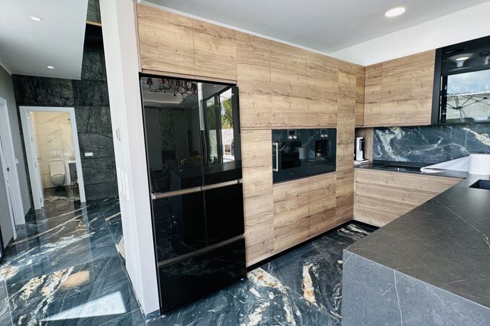 Image No.12-6 Bed Villa for sale