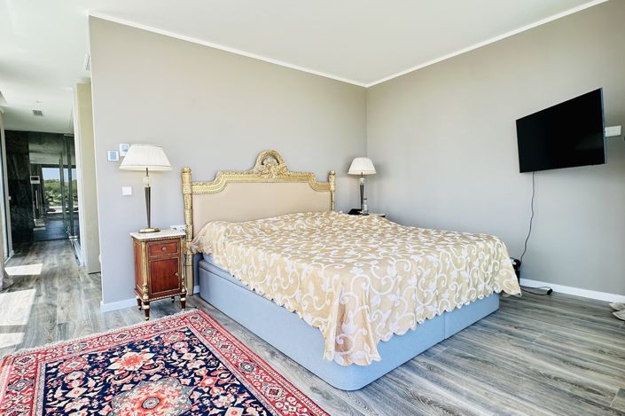 Image No.22-6 Bed Villa for sale