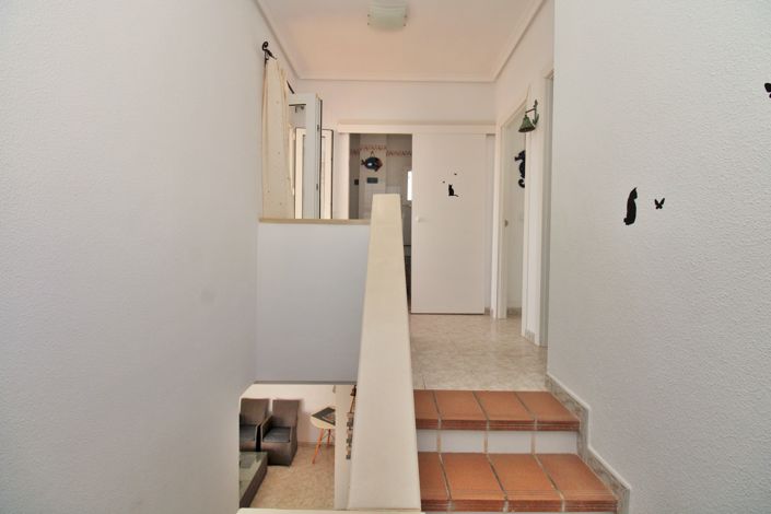 Image No.18-3 Bed Apartment for sale