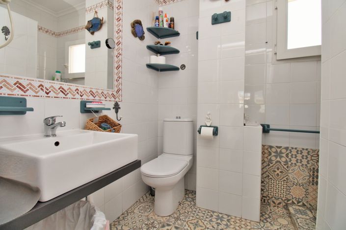 Image No.25-3 Bed Apartment for sale