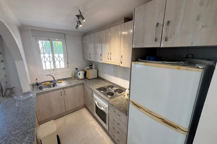 Image No.22-5 Bed Property for sale