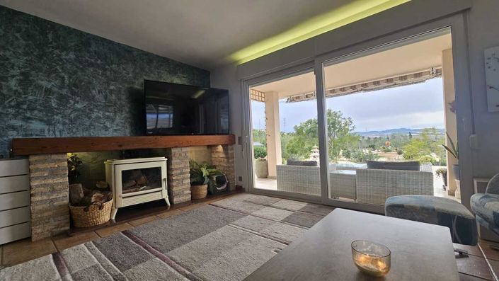 Image No.10-4 Bed Villa for sale