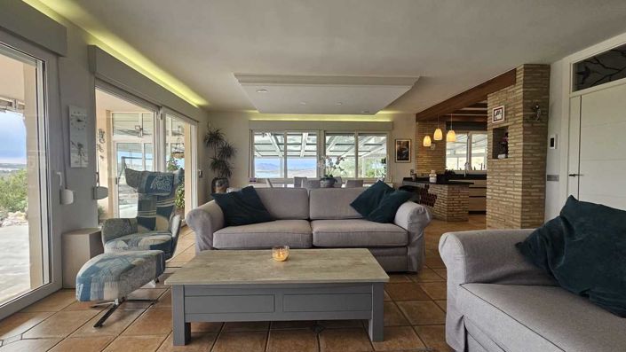 Image No.11-4 Bed Villa for sale