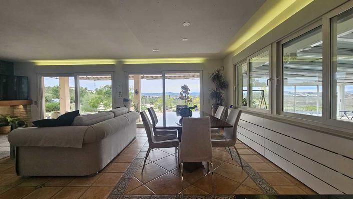 Image No.14-4 Bed Villa for sale