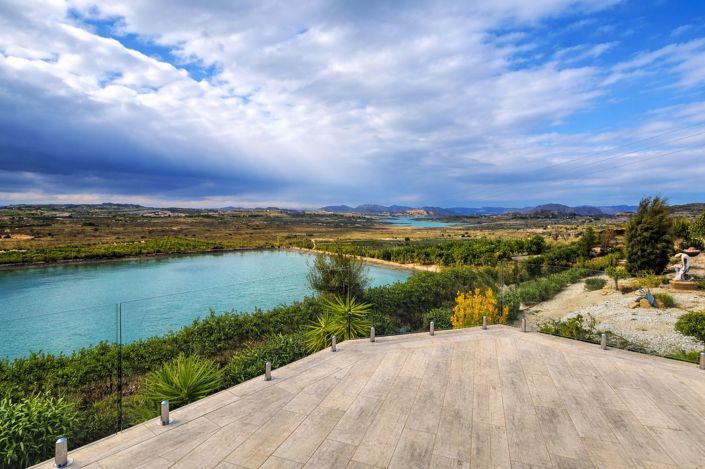 Image No.4-4 Bed Villa for sale