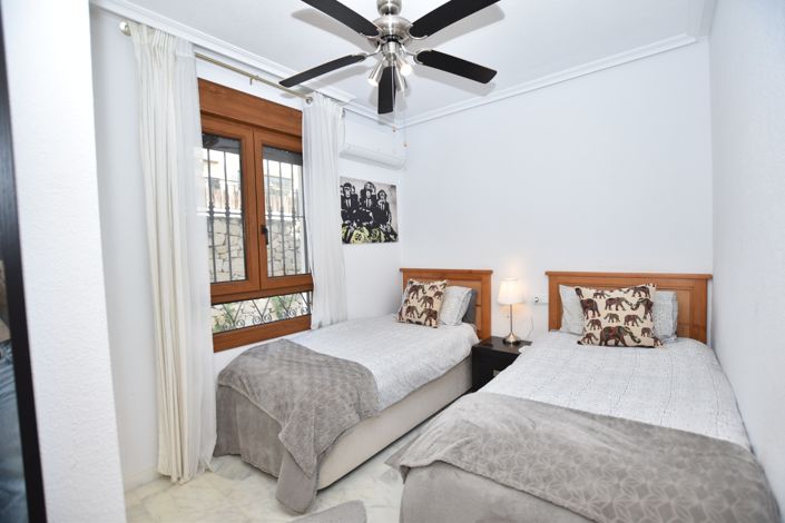 Image No.9-2 Bed Bungalow for sale