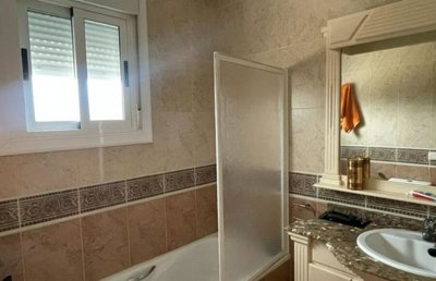 725434427forsaleindayavieja20250946large