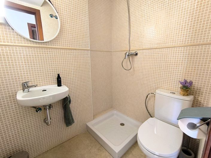 Image No.11-4 Bed Townhouse for sale