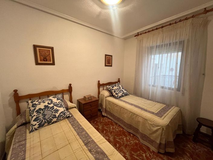 Image No.8-4 Bed Townhouse for sale