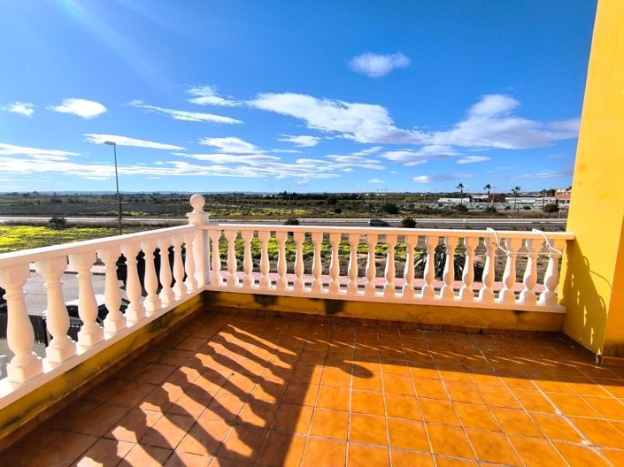 Image No.16-2 Bed Property for sale