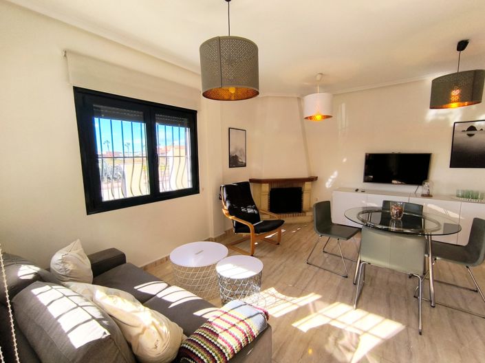 Image No.8-2 Bed Property for sale